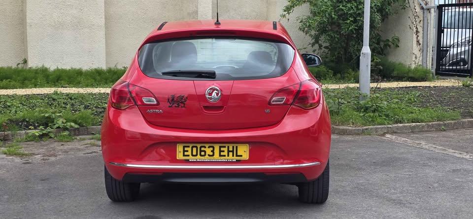 2013 VAUXHALL ASTRA Hatchback for sale at Auto Nation — photo 3
