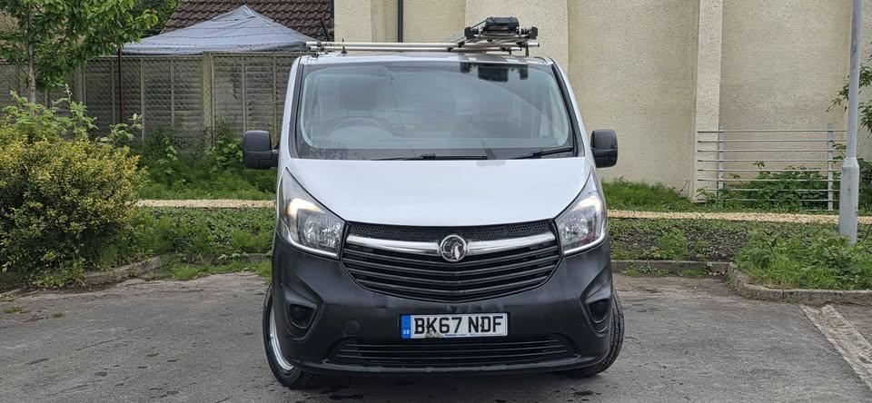 2017 VAUXHALL VIVARO Van for sale at Auto Nation — photo 6
