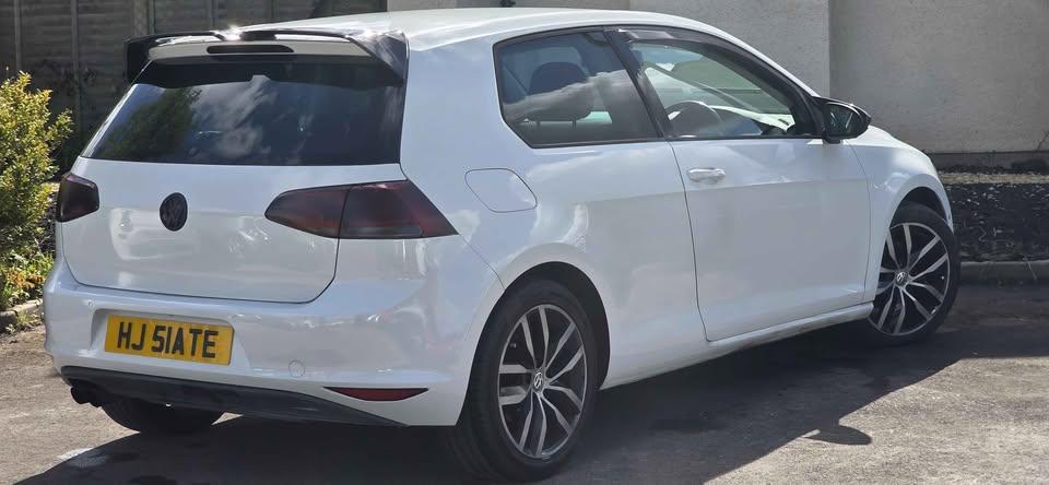 2015 VOLKSWAGEN GOLF Hatchback for sale at Auto Nation — photo 8