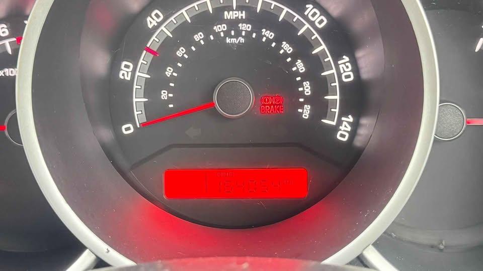 2010 KIA VENGA Hatchback for sale at Auto Nation — photo 3