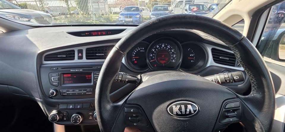 2014 KIA CEED Hatchback for sale at Auto Nation — photo 9