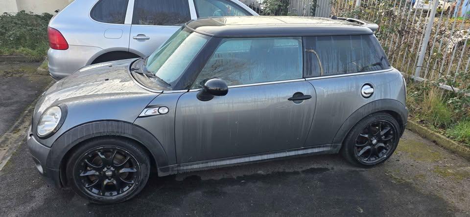 2008 MINI MINI Hatchback for sale at Auto Nation — photo 3